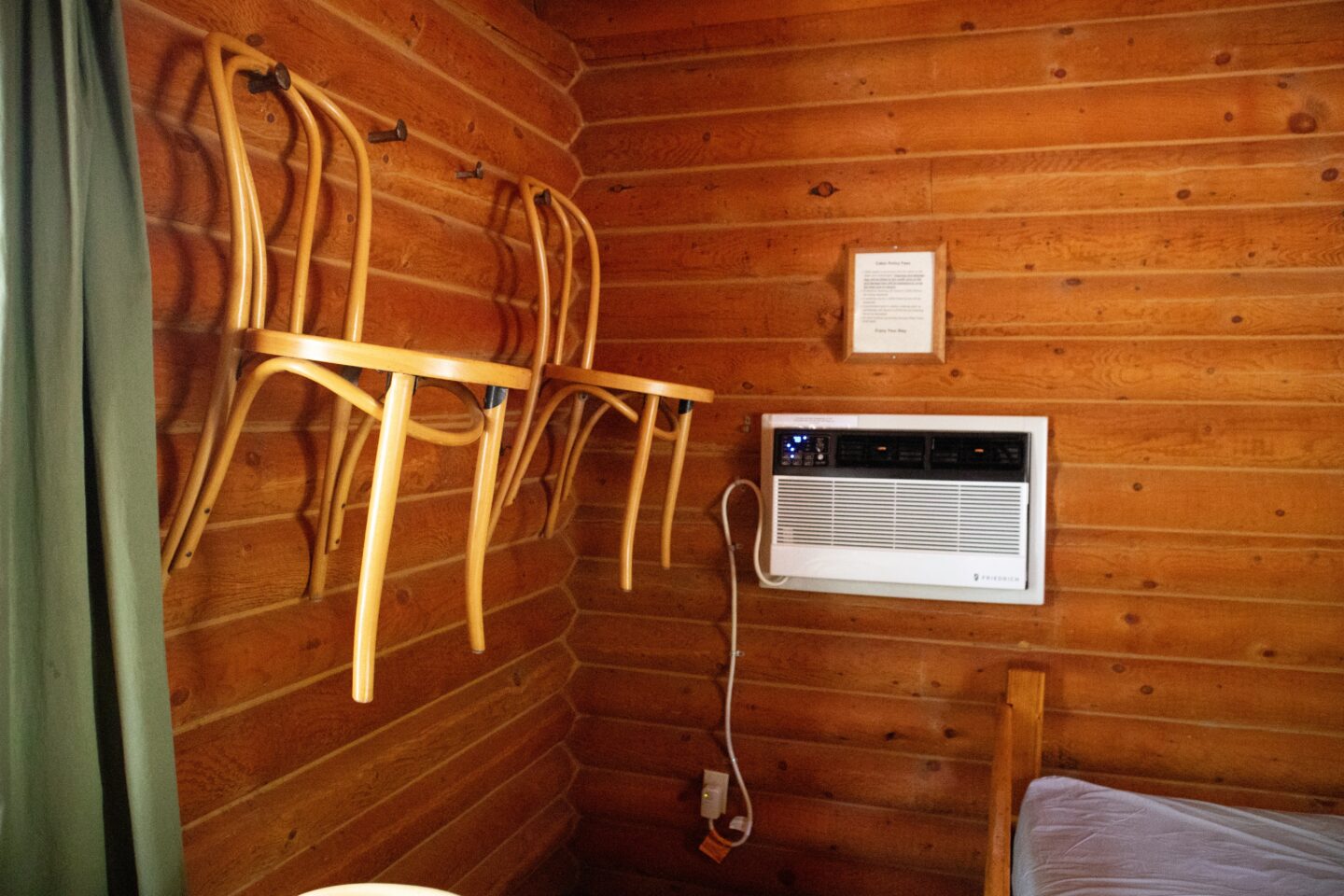 Staying at Dead Horse Ranch State Park - Bobcat Cabin at Dead Horse Ranch State Park